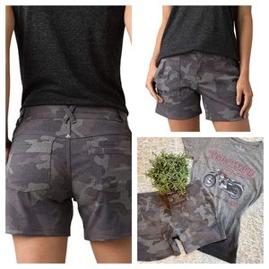Prana Gloria Camo Shorts 5” Inseam Gray Camouflage Hiking Stretch Short size 0
